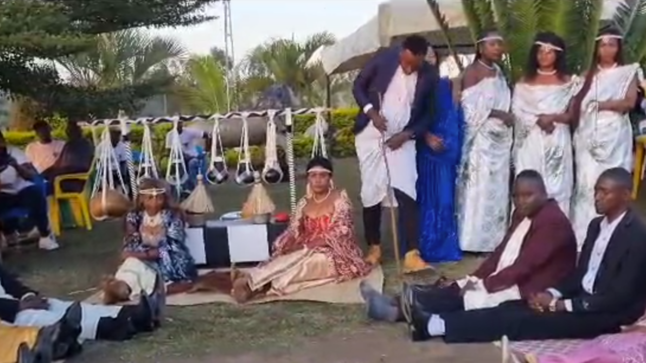 Image cérémonie Okutaha